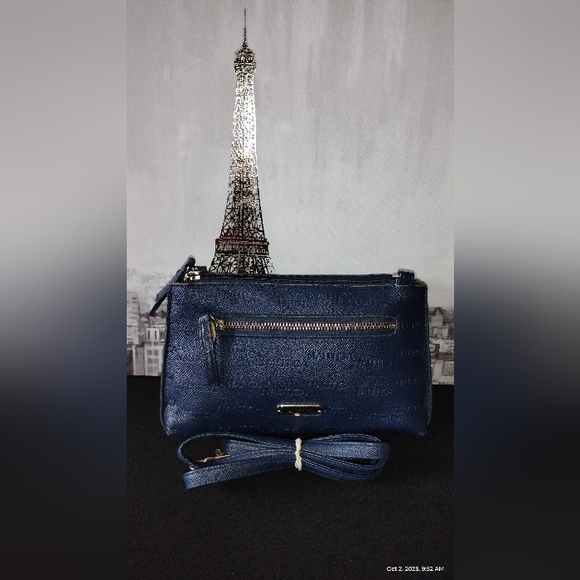 Nautica Handbags - Nautica Navy Blue Crossbody Bag Or A Satchel Absolutley Gorgeous Bag